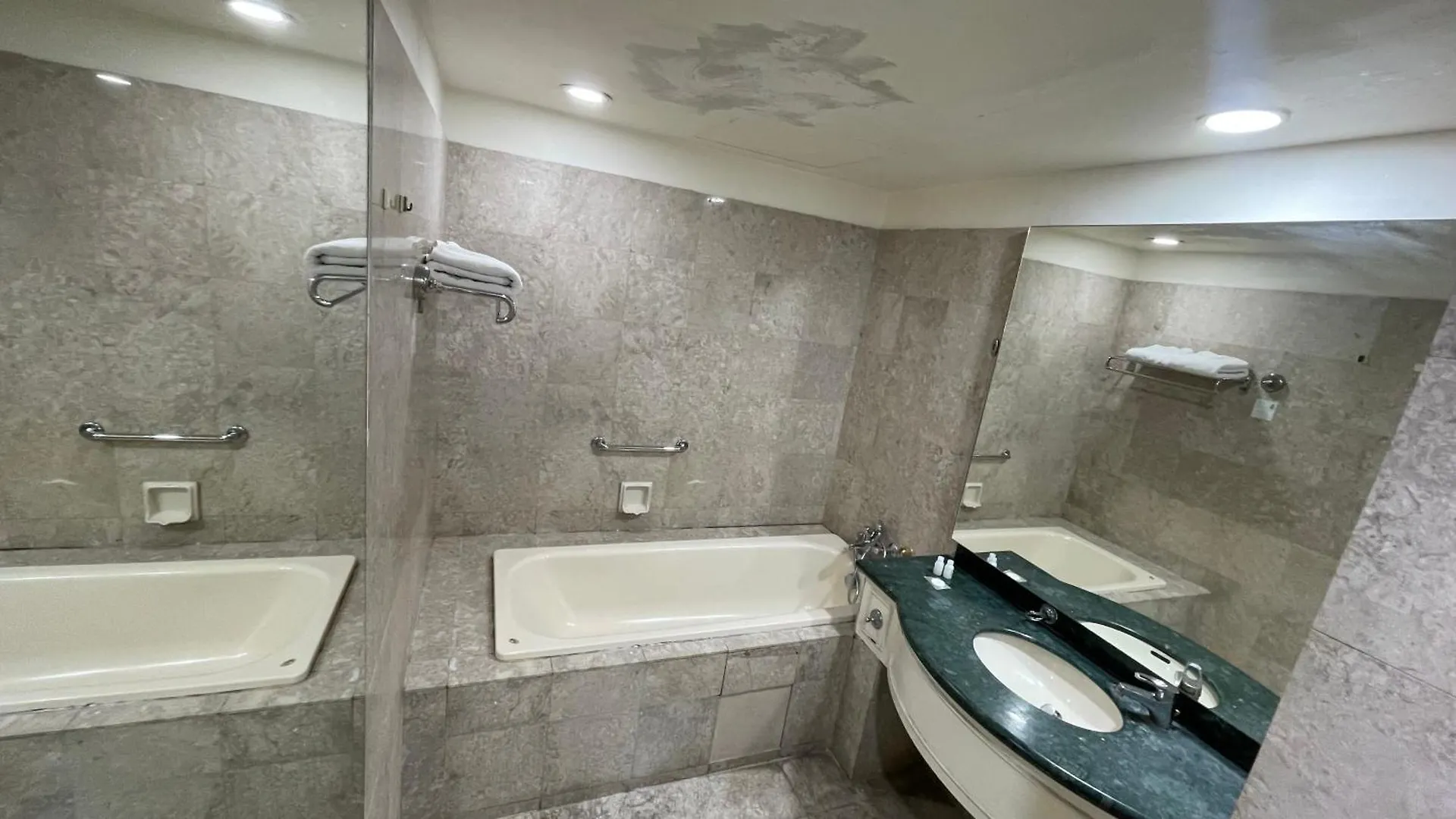 קואלה לומפור The Hotel Apartment Suites At Times Square Malaysia 0*, קואלה לומפור מלזיה